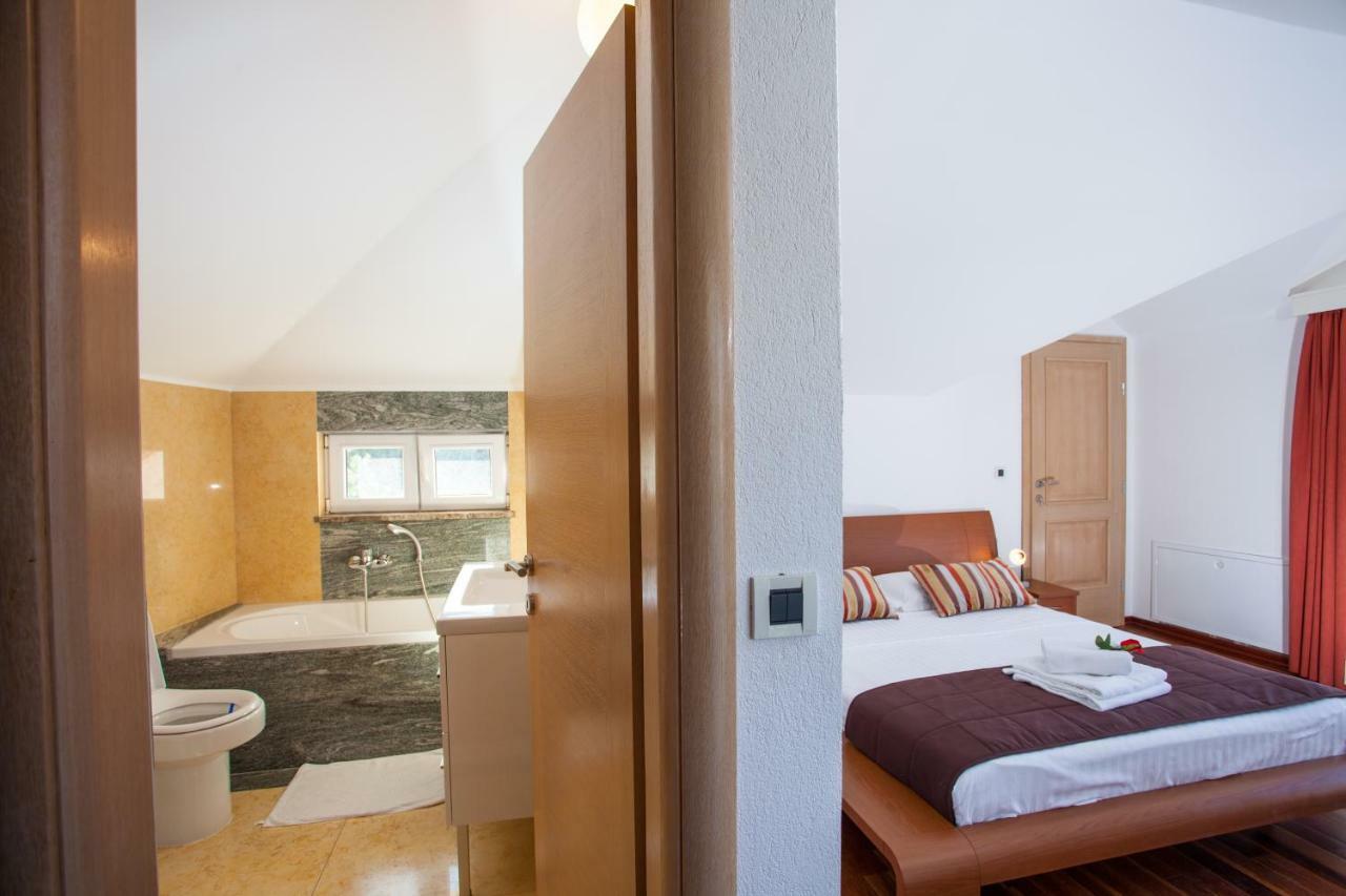 Villa Luce Mit Pool Makarska Quarto foto